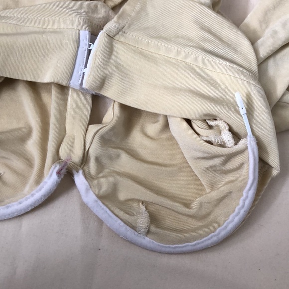 Mirror Palais Yellow Collard Top - Picture 7 of 8